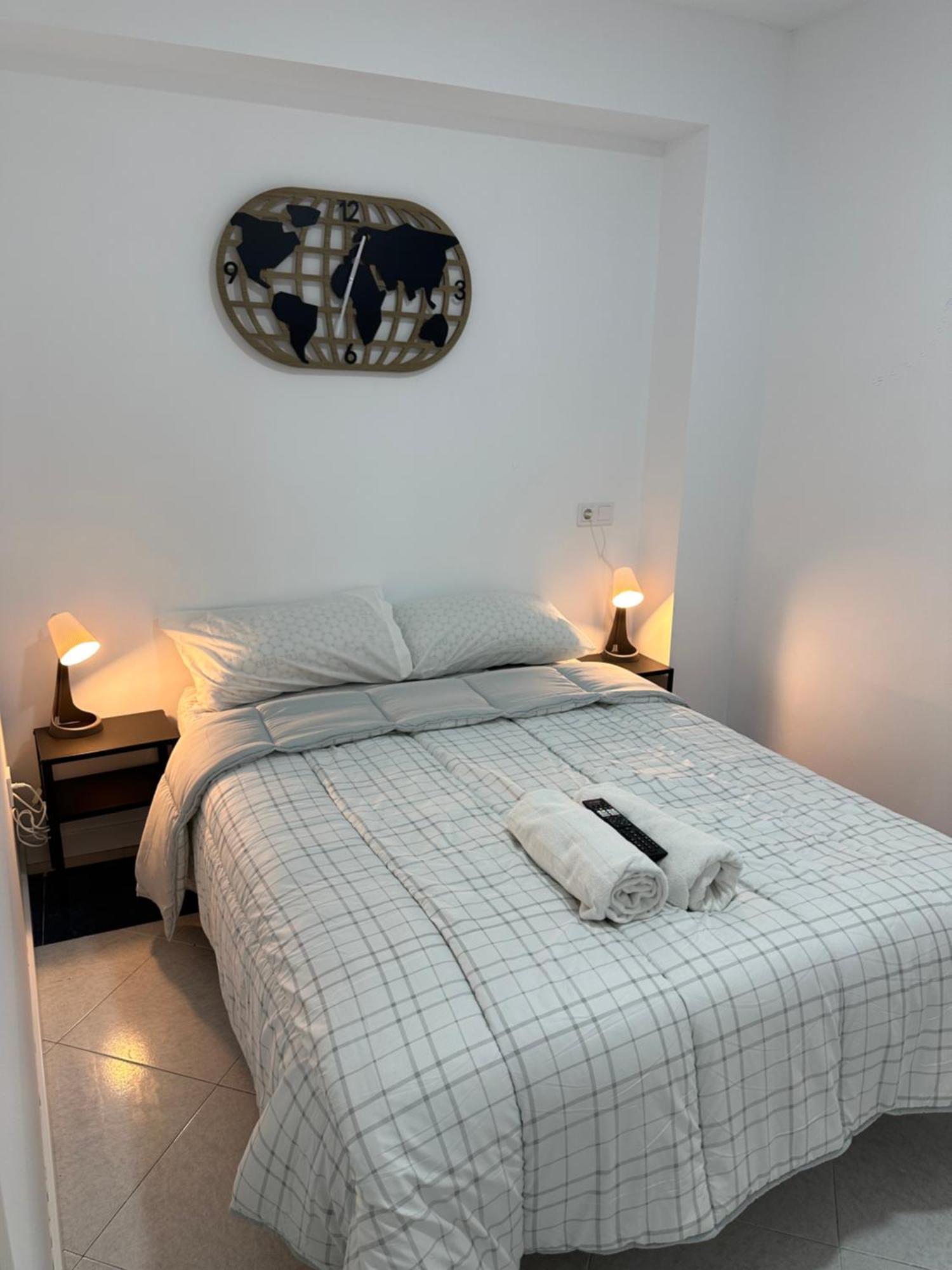 Rooms Mediavilla Мадрид Екстер'єр фото