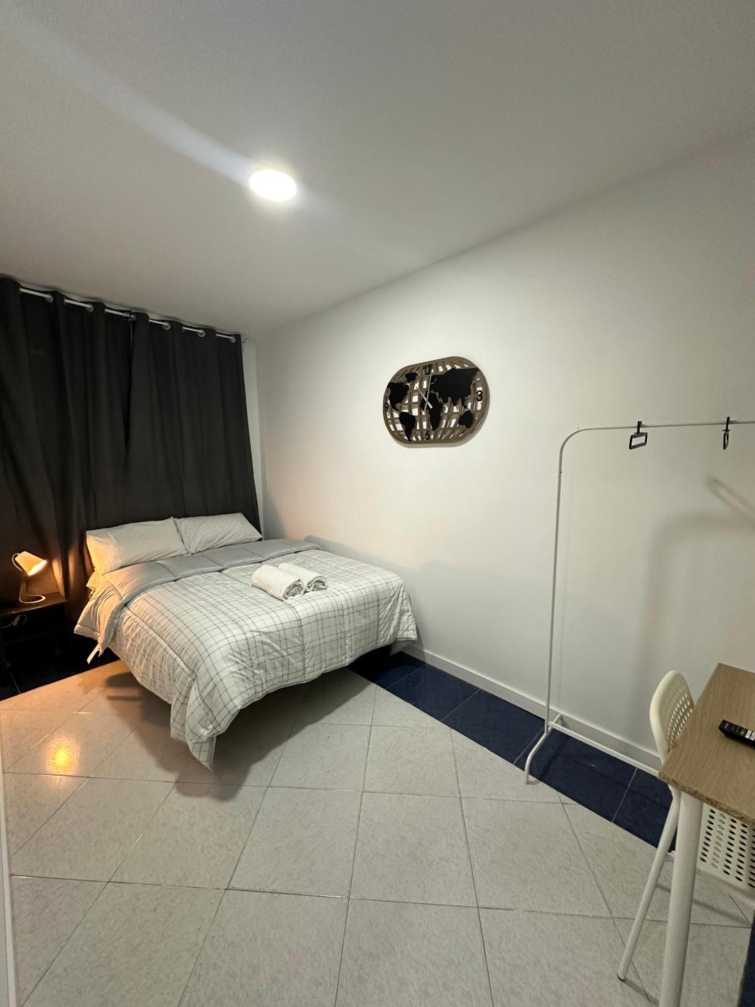 Rooms Mediavilla Мадрид Екстер'єр фото