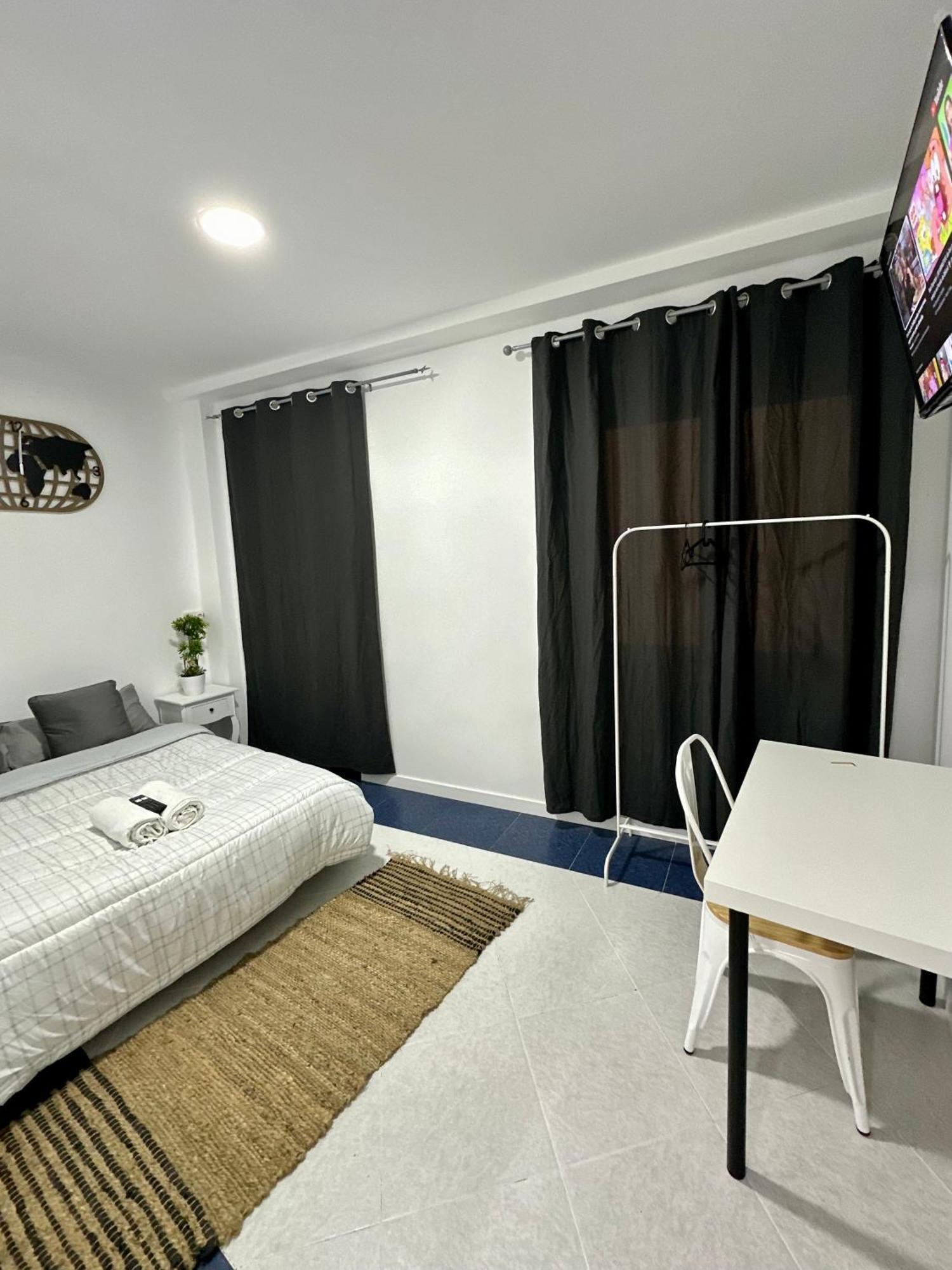 Rooms Mediavilla Мадрид Екстер'єр фото
