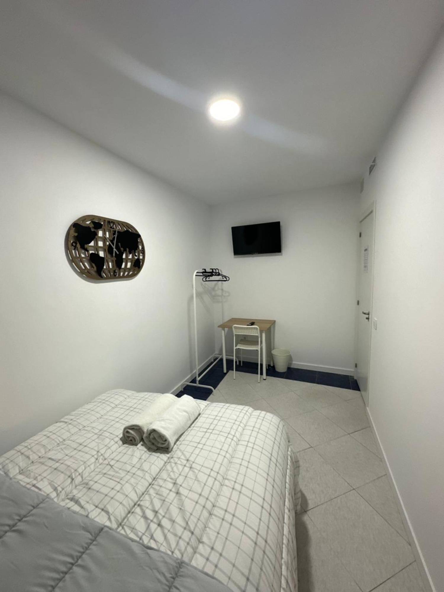 Rooms Mediavilla Мадрид Екстер'єр фото